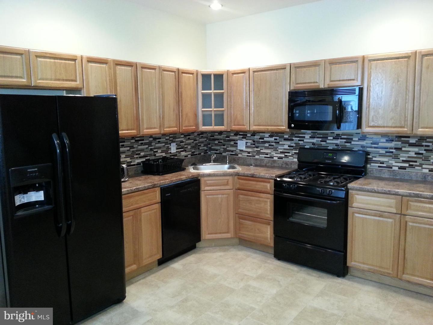Property Photo: 500 N 39th Street PA 19104
