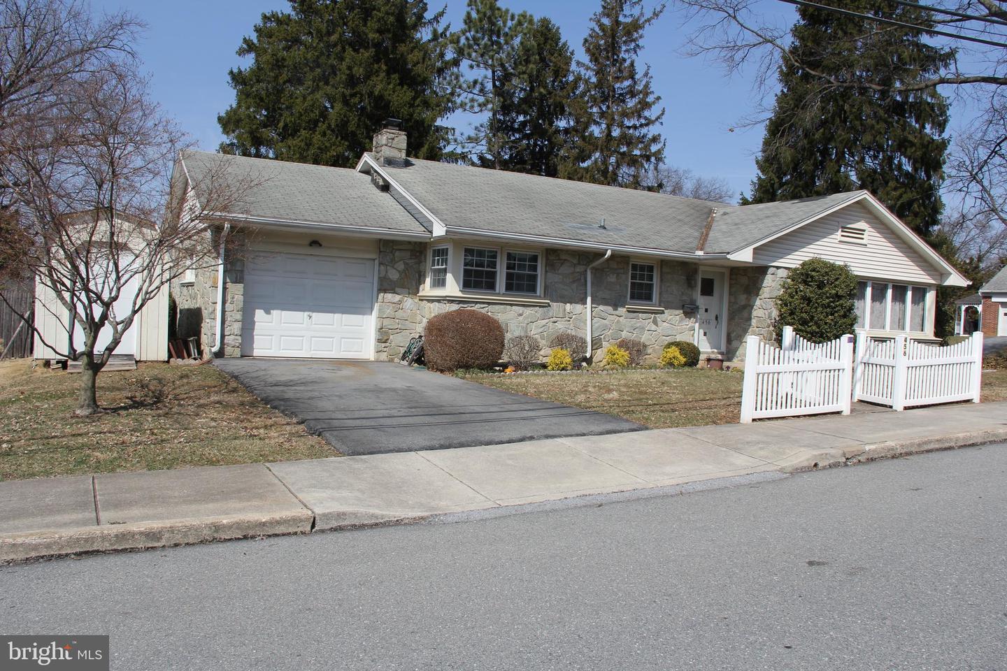 Property Photo: 456 Lincoln Avenue PA 17522
