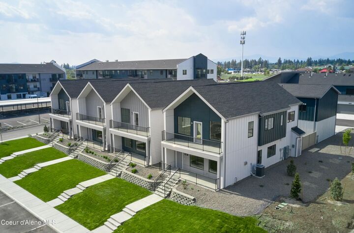 Property Photo:  953 E Railroad Ave  ID 83854 