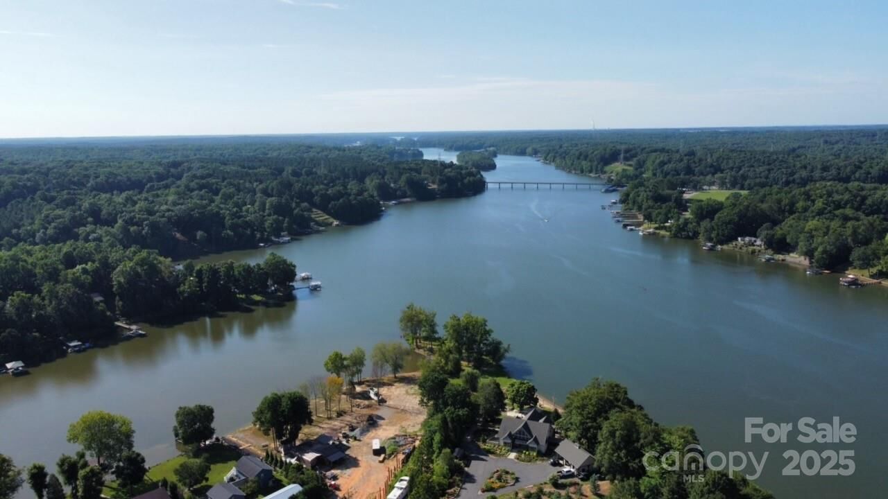 Property Photo: 182 Canal Drive 16 NC 28677
