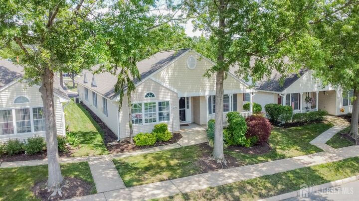 Property Photo:  218 N Pondview Boulevard  NJ 08831 