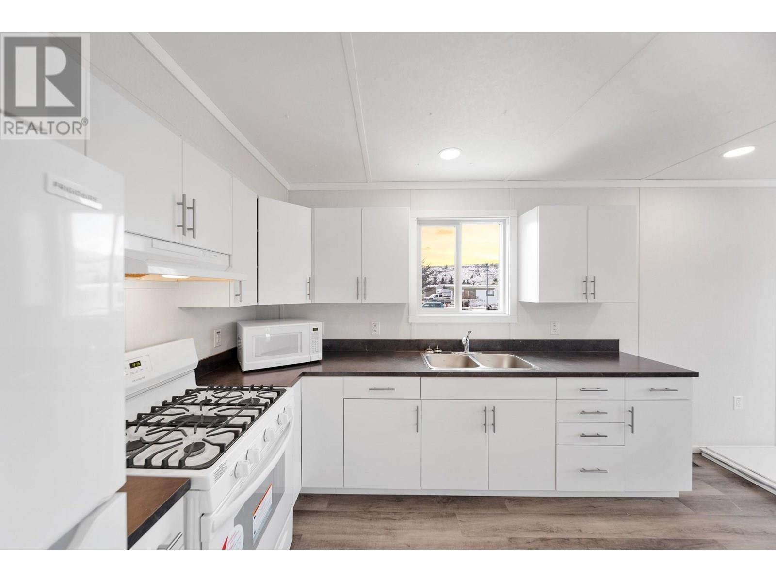 Property Photo:  2776 Clapperton Avenue 85  BC V1K 1G5 