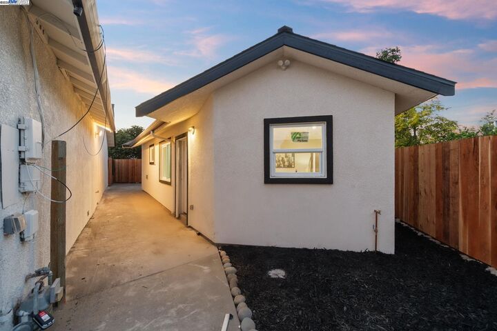 Property Photo: 3631 Trenton Ct CA 94538