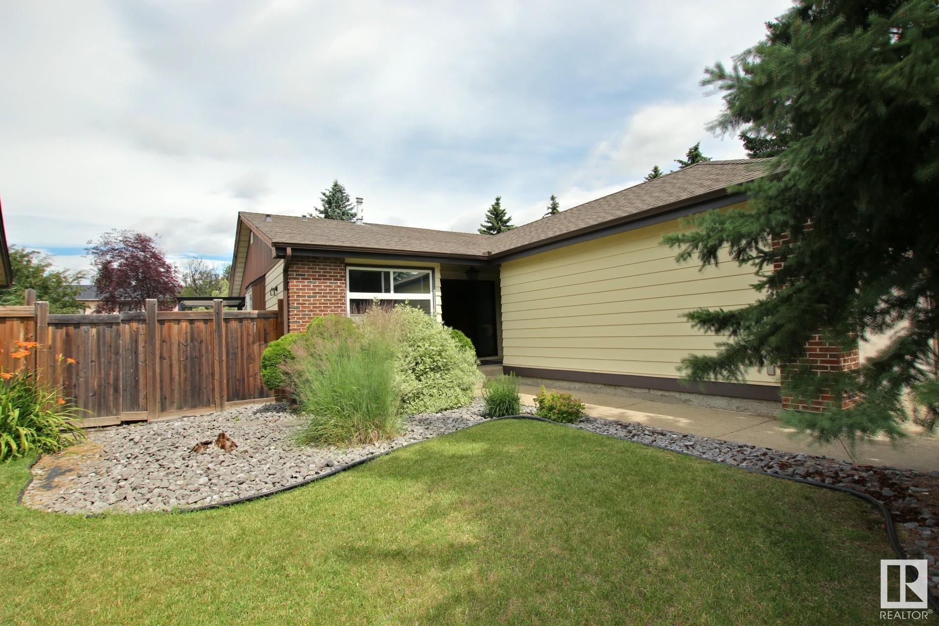Property Photo: 14714 45 Avenue NW AB T6H 5M5
