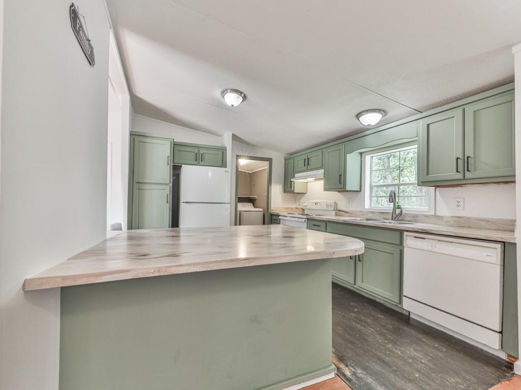 Property Photo: 108 Casual Ridge Run GA 30143
