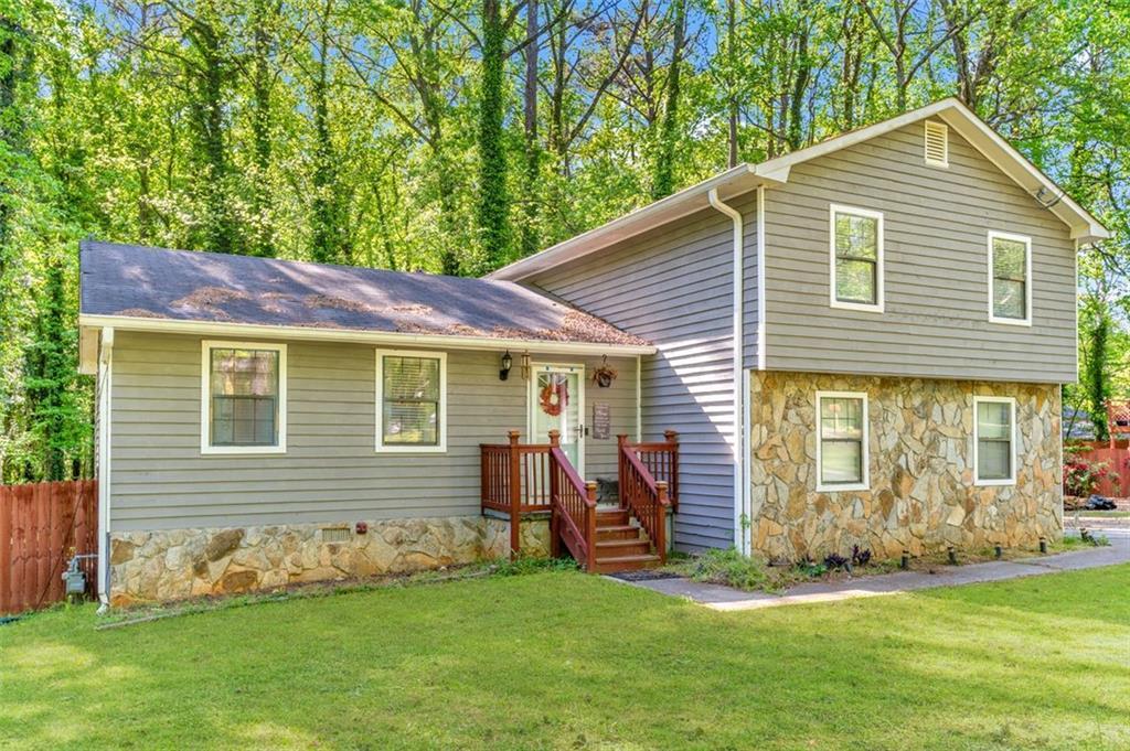 484 Aberdeen Drive  Stone Mountain GA 30083 photo