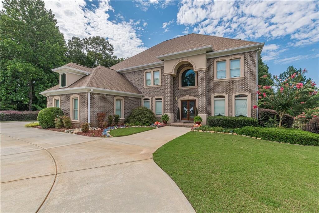 Property Photo:  500 Saint Sambar Drive  GA 30294 