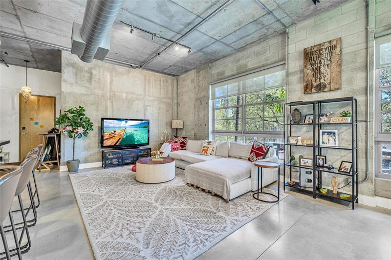 Property Photo:  434 NW 1st Ave 202  FL 33301 