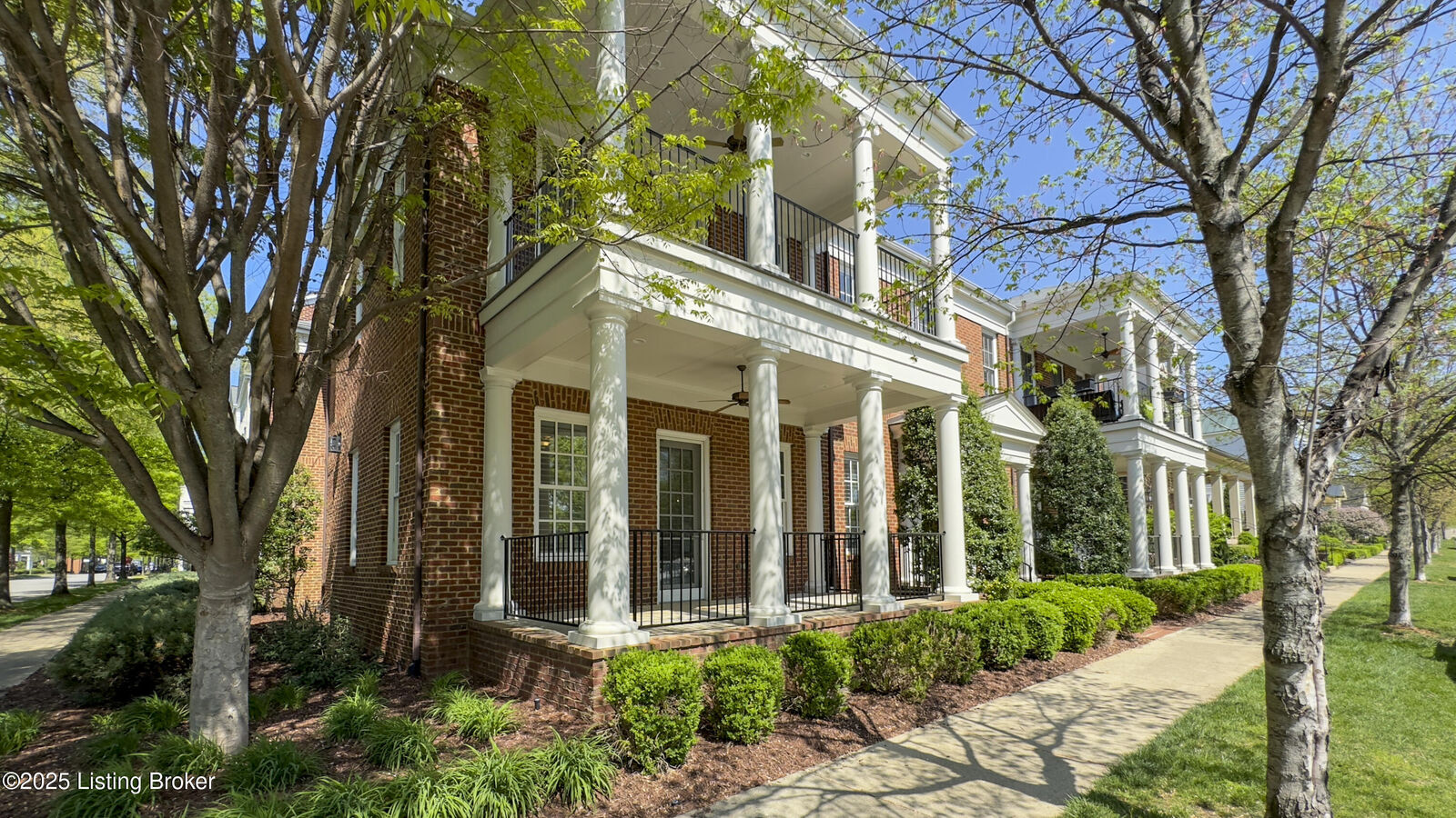 Property Photo:  9201 Dayflower St 101  KY 40059 