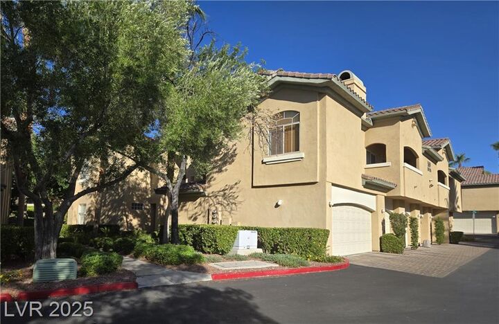 Property Photo:  1609 Hills Of Red Drive 104  NV 89128 