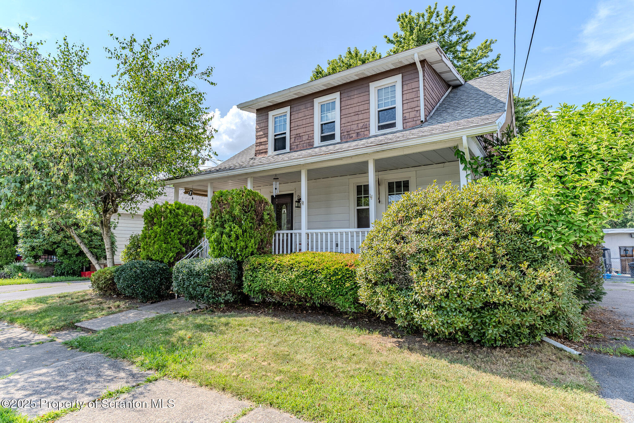 Property Photo:  337 Orchard Street  PA 18518 