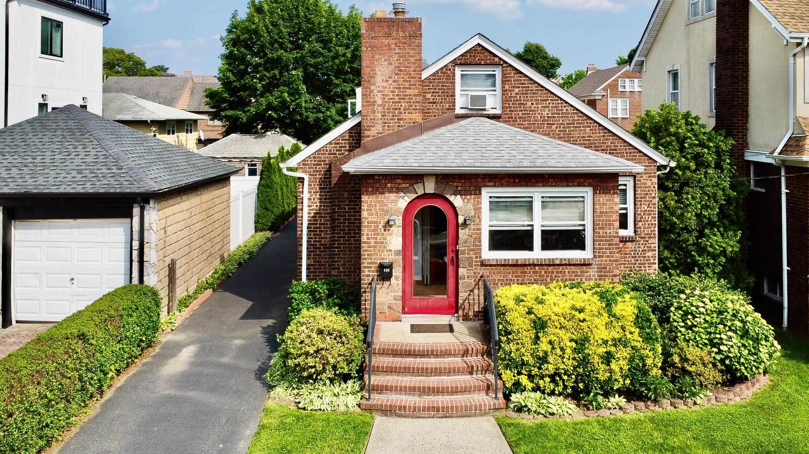 Property Photo:  526 Highridge Ave  NJ 07010 
