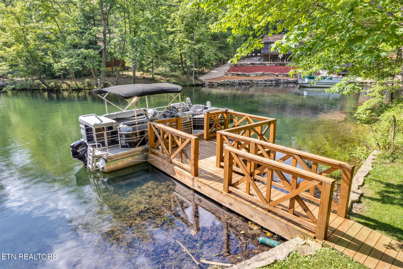 Property Photo:  141 Shore Lane  TN 38558 