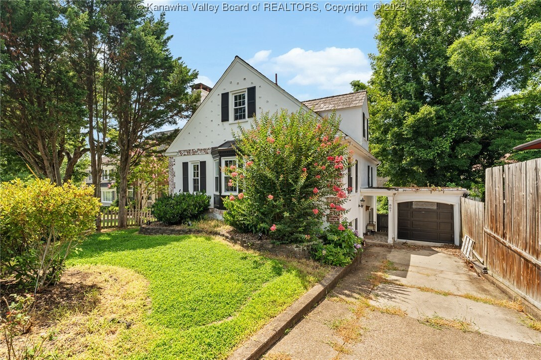 887 Poplar Road  Charleston WV 25302 photo