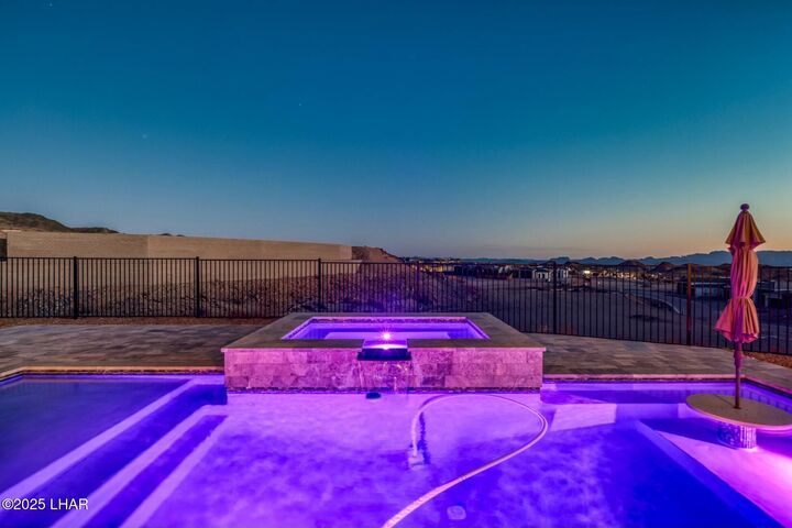 Property Photo: 6772 Avienda De Los Foothills AZ 86406
