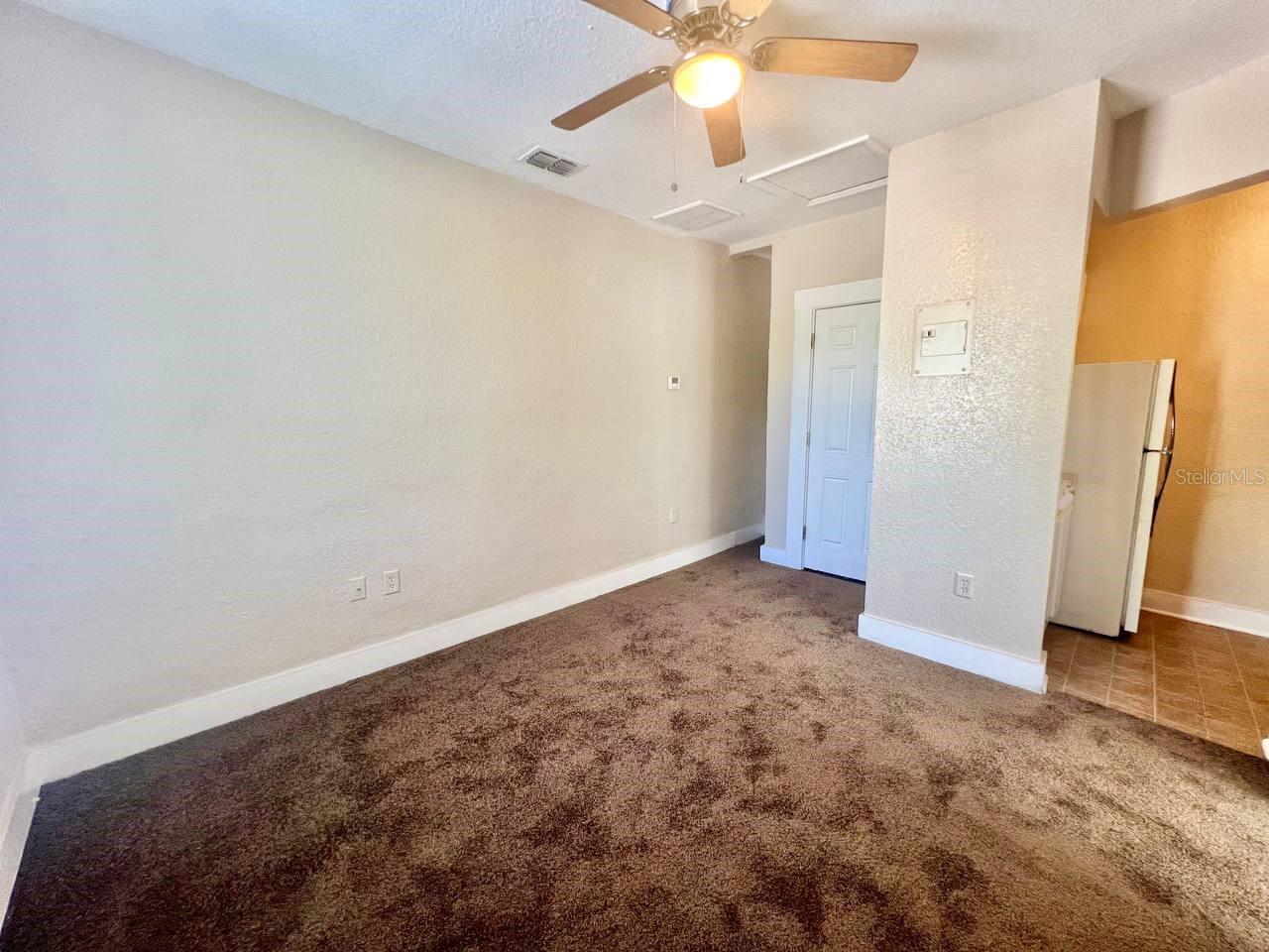 Property Photo: 1006 W Arch Street 3 FL 33607