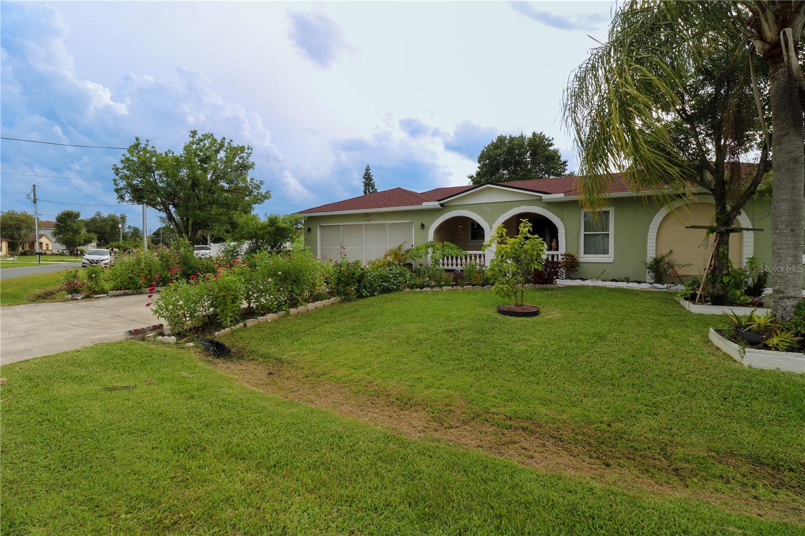 Property Photo: 317 Cortez Court FL 34758