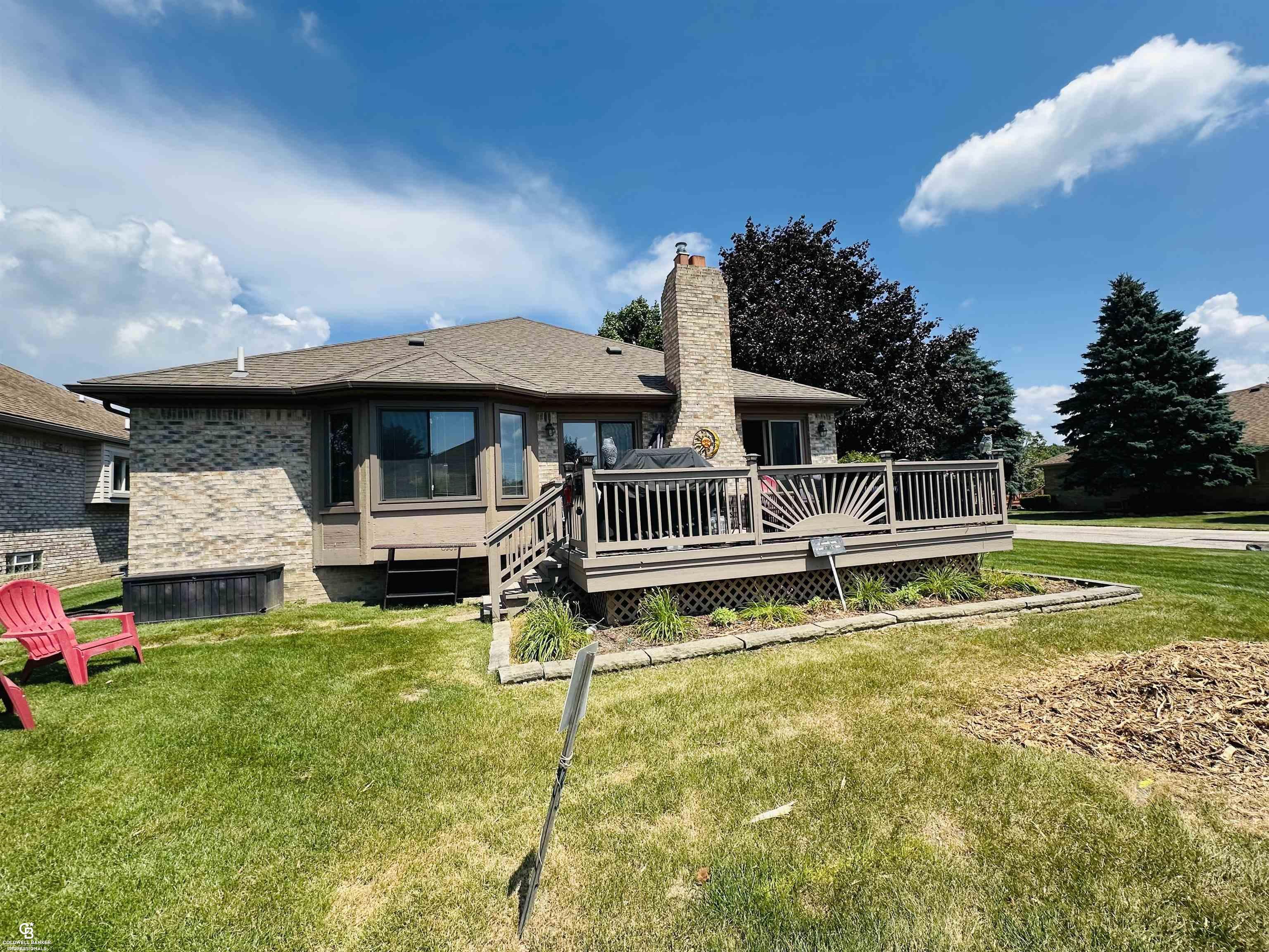 Property Photo: 15694 Quarter Horse Court MI 48035-1040