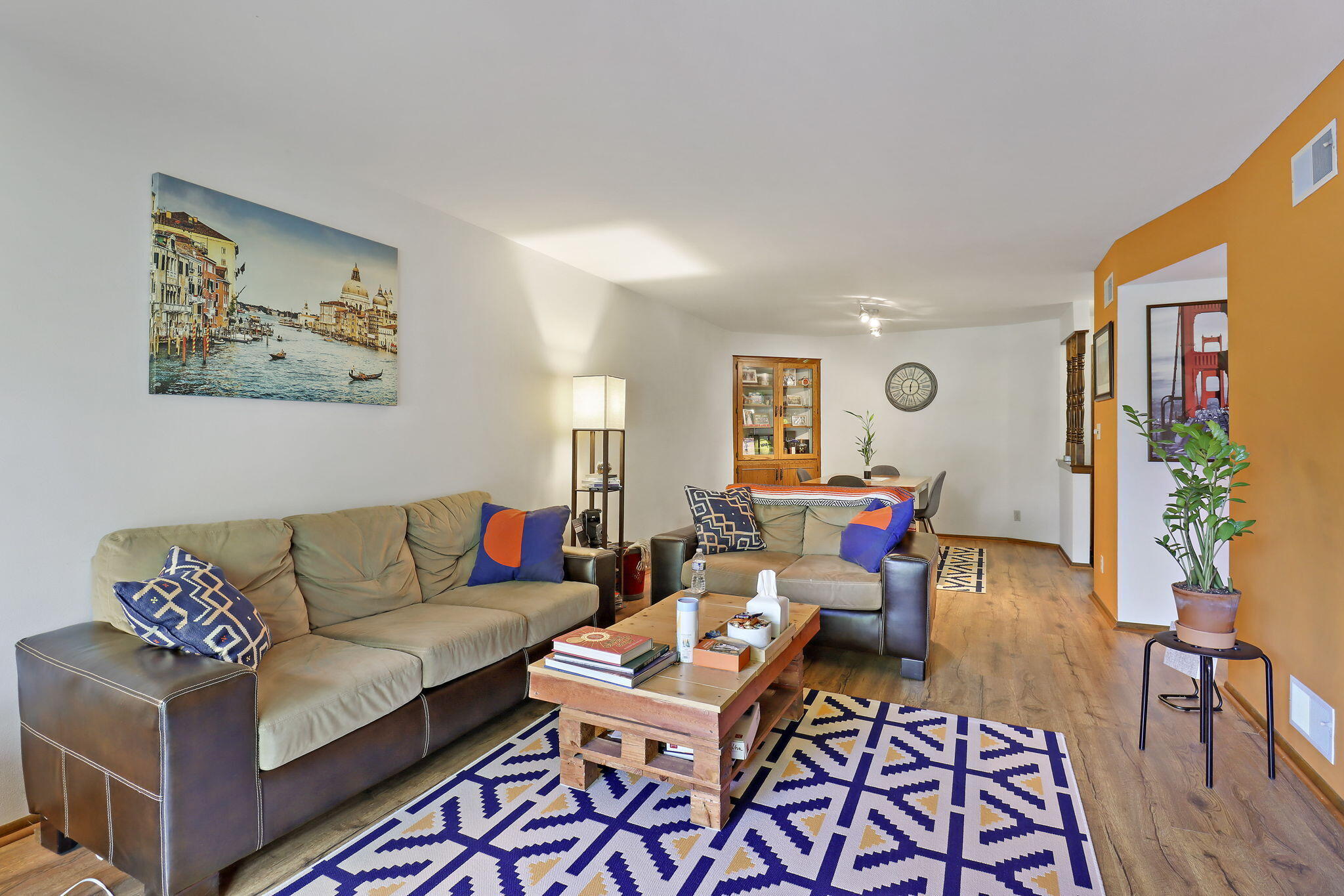 3239 S 58th St 213  Milwaukee WI 53219 photo