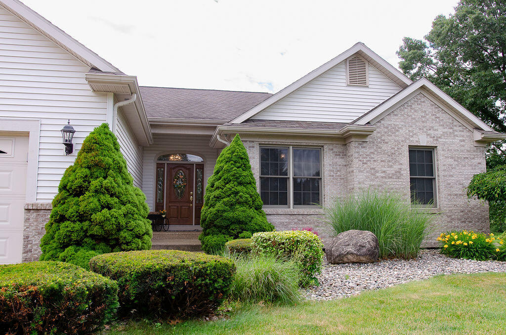 Property Photo: 11734 Lindy Court MI 49341