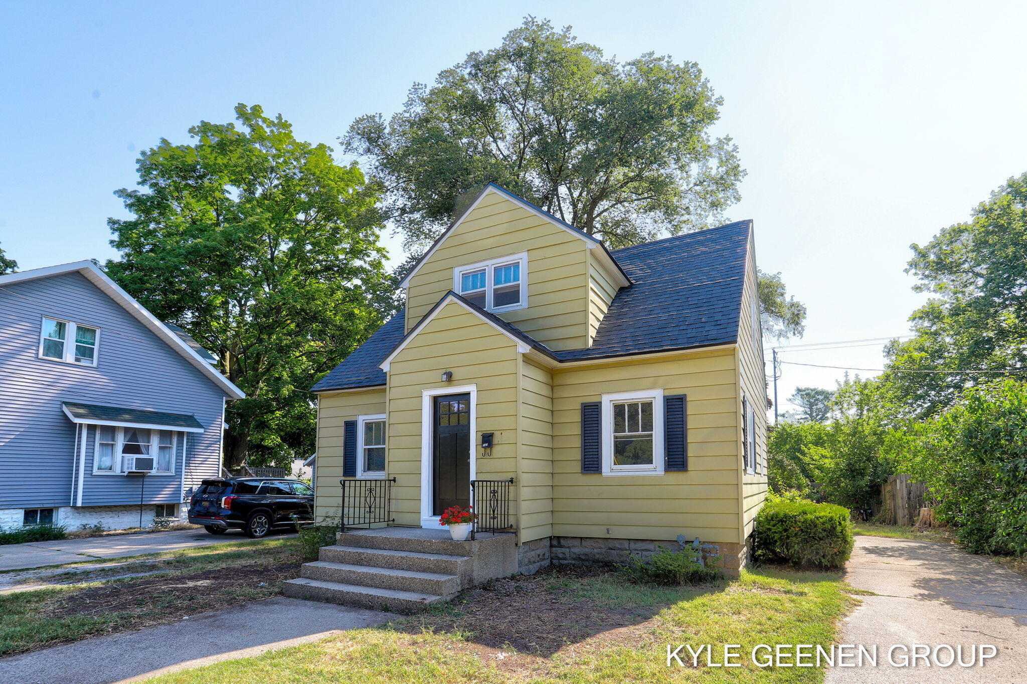 Property Photo: 747 State Street MI 49423