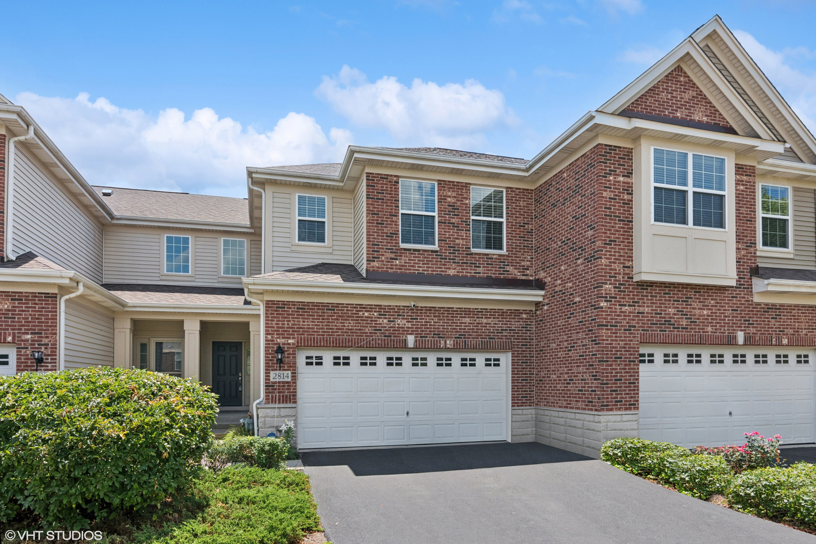 Property Photo: 2814 Henley Lane IL 60540