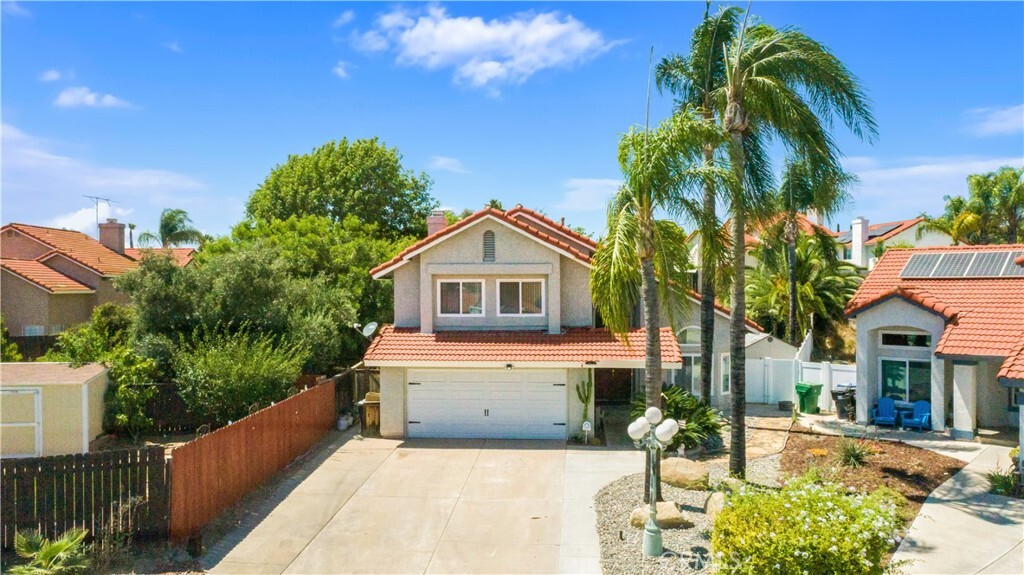 Property Photo: 39975 Windemere Court CA 92562
