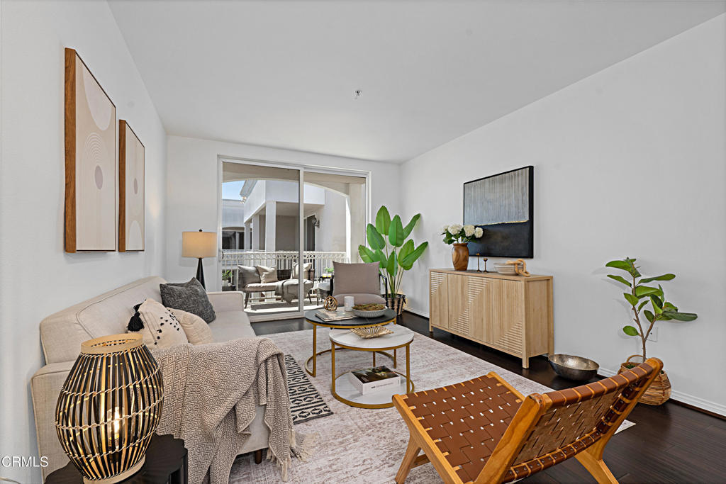Property Photo: 3740 Santa Rosalia Drive 408 CA 90008