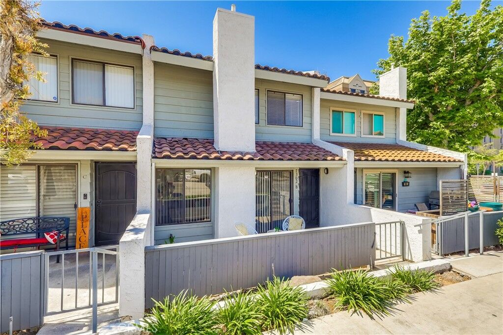 Property Photo:  7302 Bright Avenue B  CA 90602 