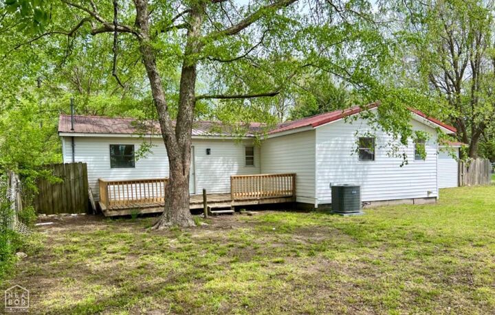 Property Photo:  515 Hillman Street  AR 72315 