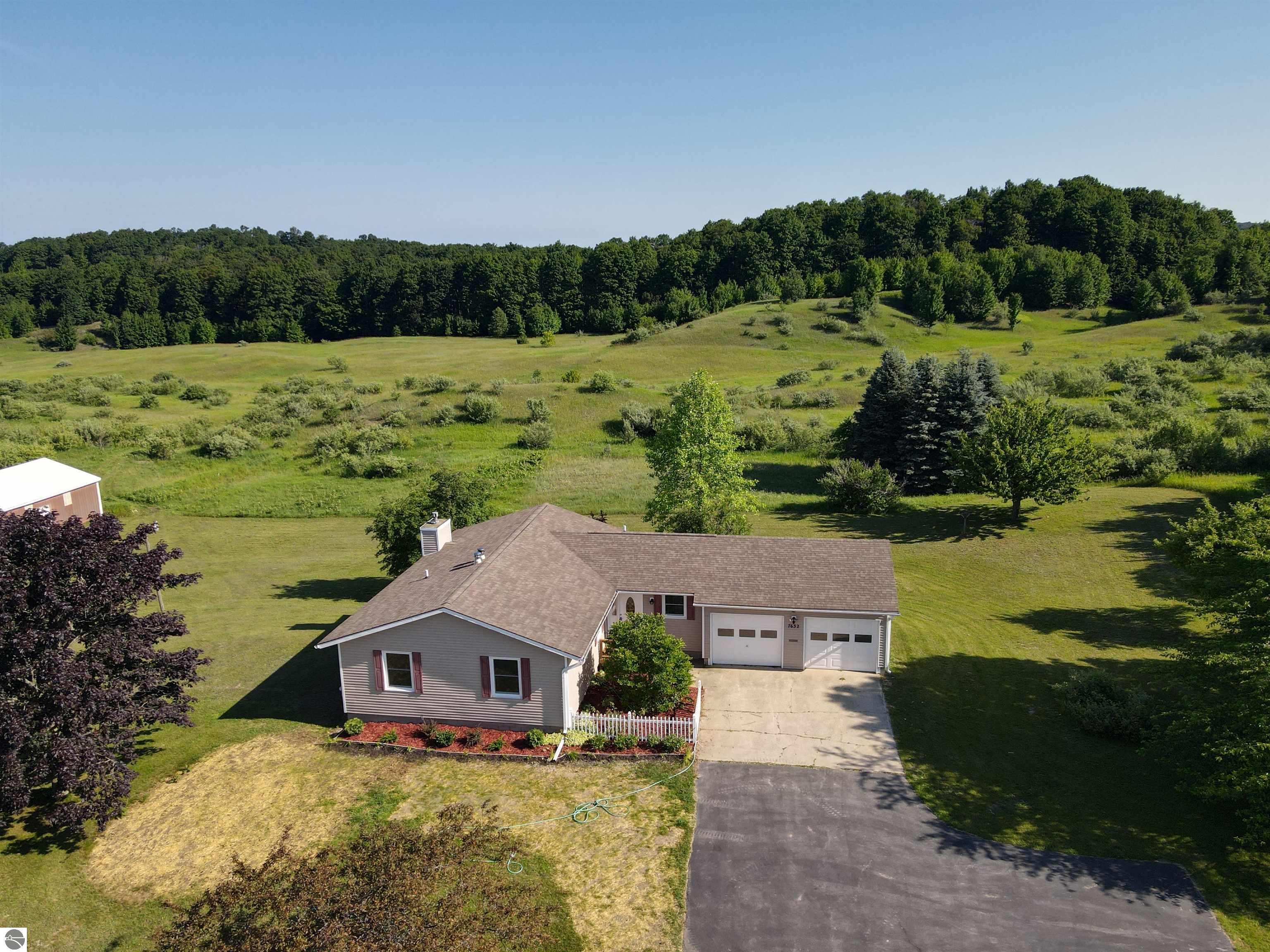 Property Photo: 7632 Barney Road MI 49685