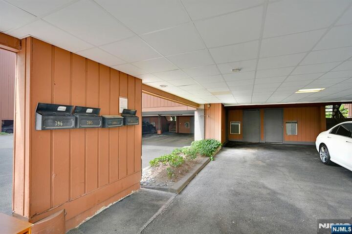 Property Photo:  395 Whimbrel Lane  NJ 07094 