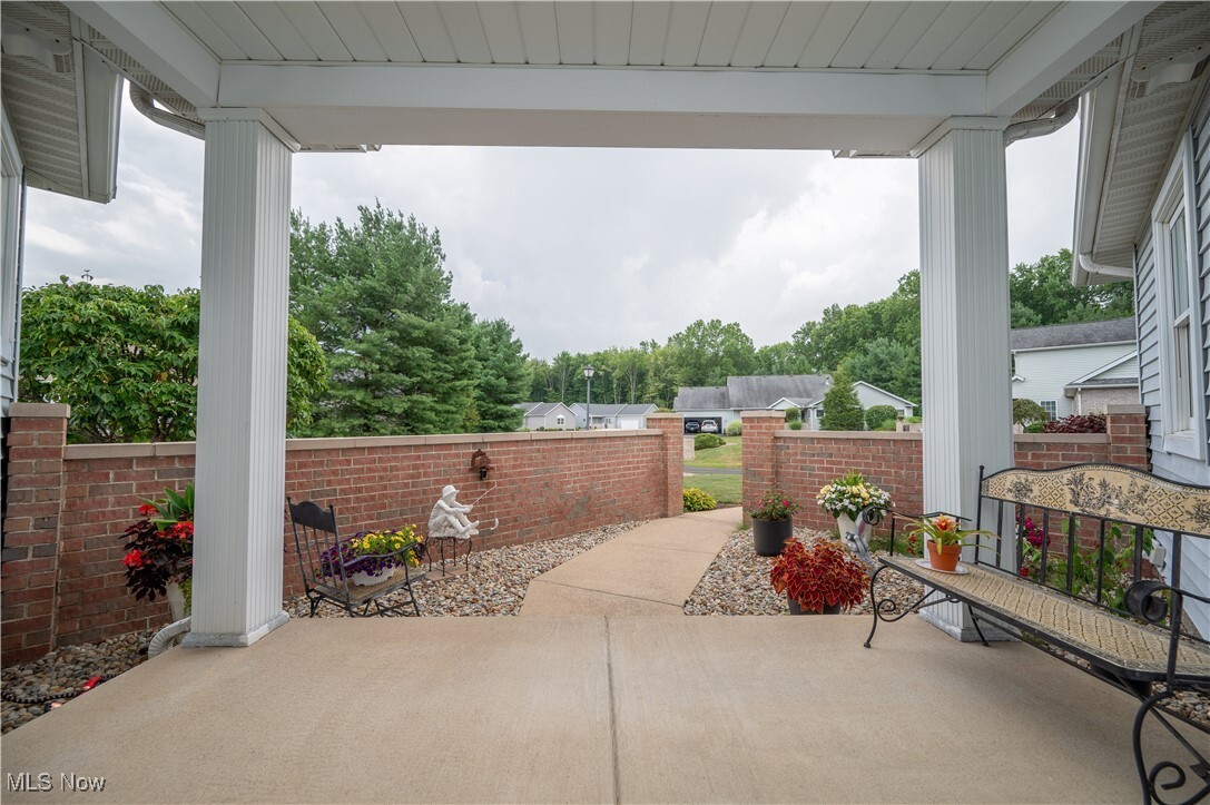Property Photo: 117 Nicklaus Drive NE OH 44484