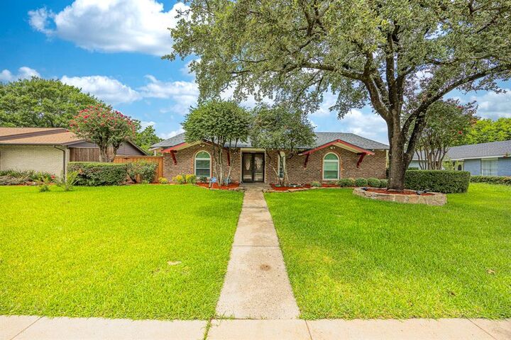 3217 Berkshire Drive  Mesquite TX 75150 photo