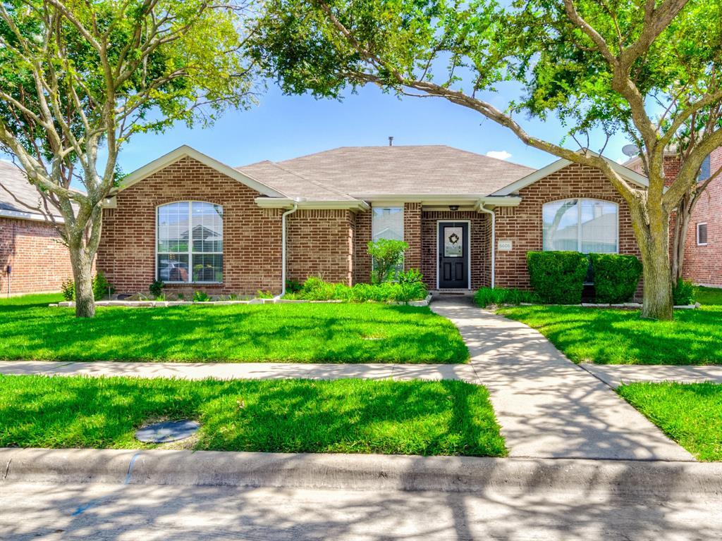 Property Photo: 5605 Periwinkle Lane TX 75070