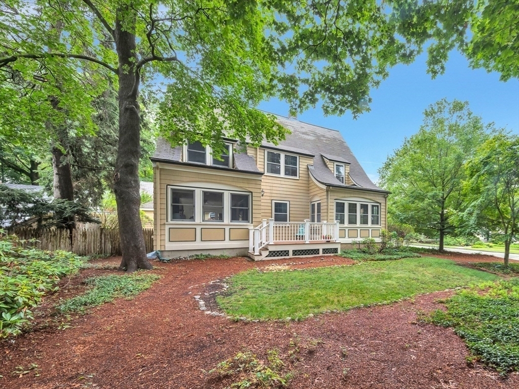 Property Photo: 5 Thornton Road MA 01890