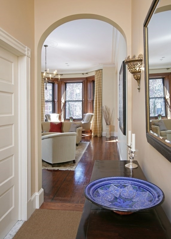 Property Photo: 29 Marlborough 5 MA 02116