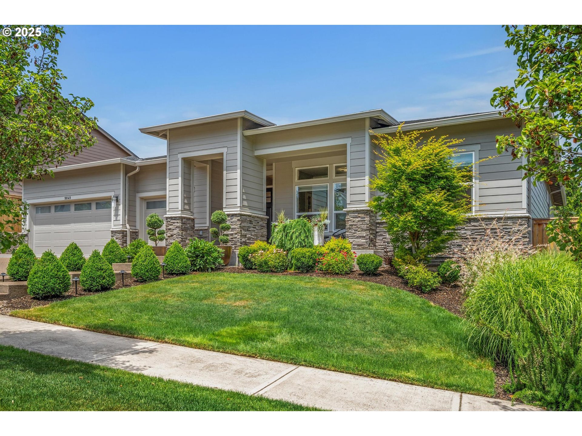 Property Photo: 10149 SW Copperleaf Ln OR 97224