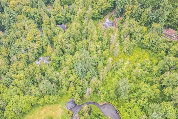 Property Photo: 0 SE Mirrormont Boulevard WA 98027