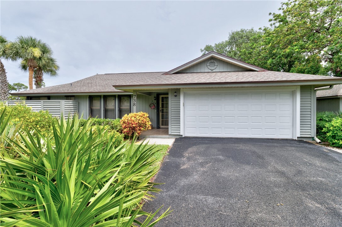 Property Photo: 738 Timber Ridge Trail SW 2 FL 32962