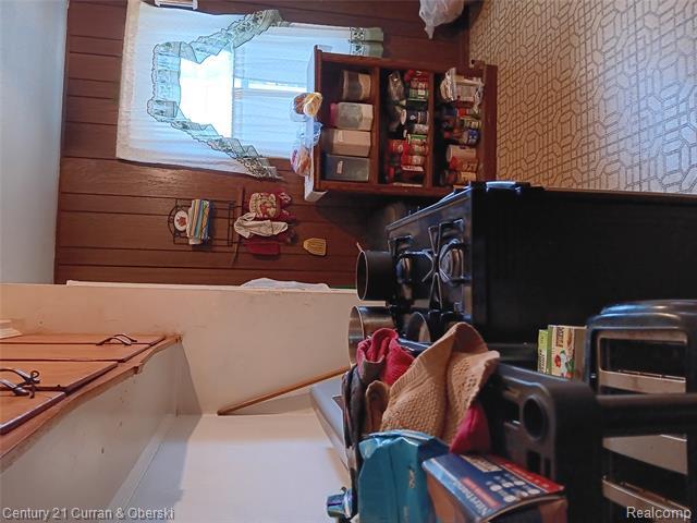 Property Photo: 8013 Stahelin Avenue MI 48228