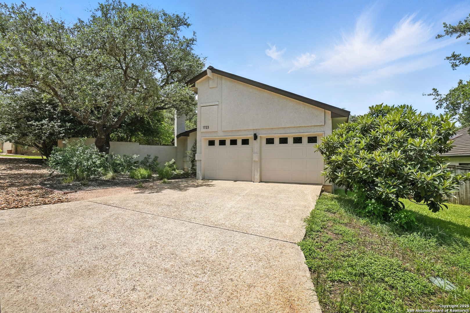 Property Photo:  1723 Fawn Gate  TX 78248 
