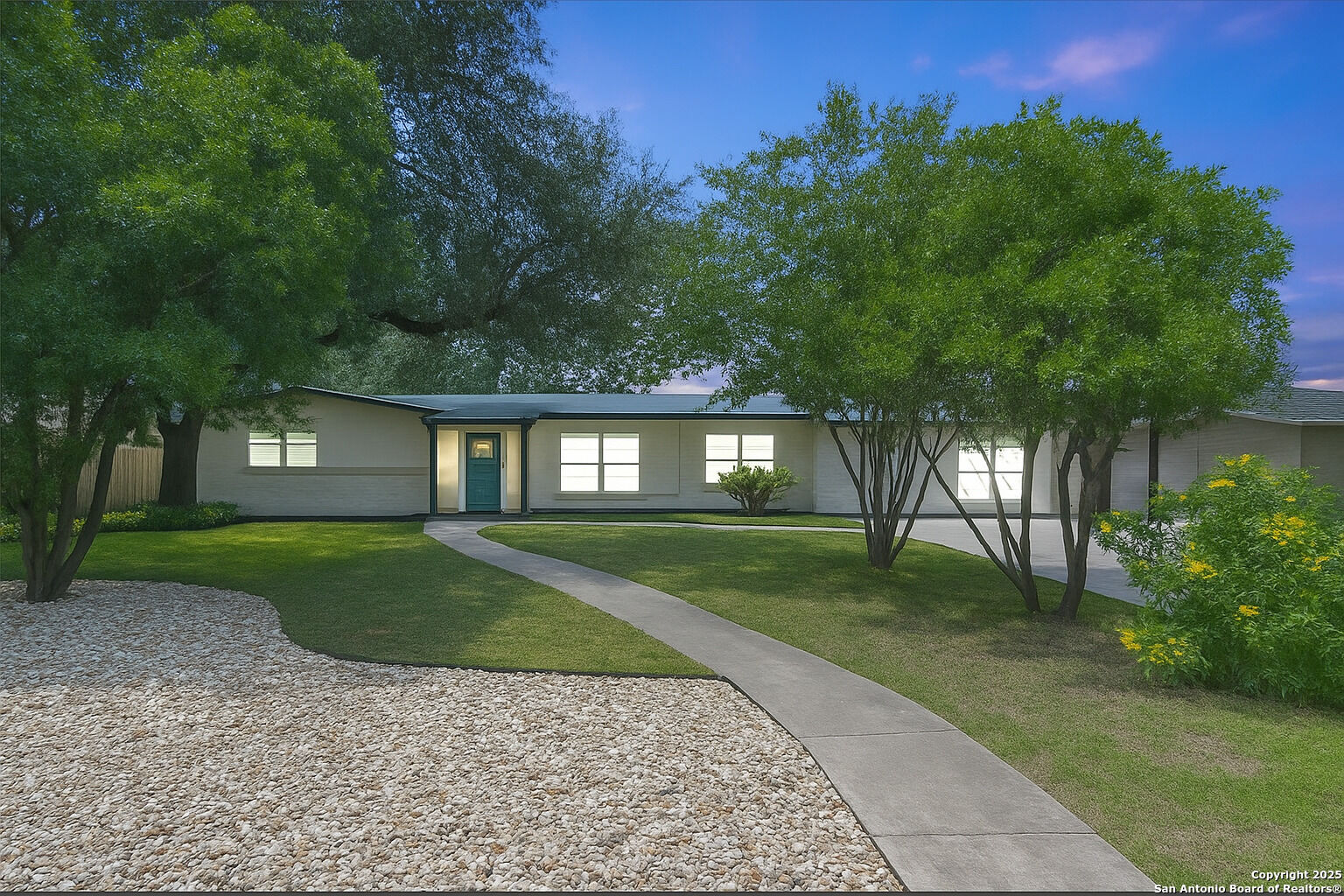 Property Photo:  602 Antler  TX 78213