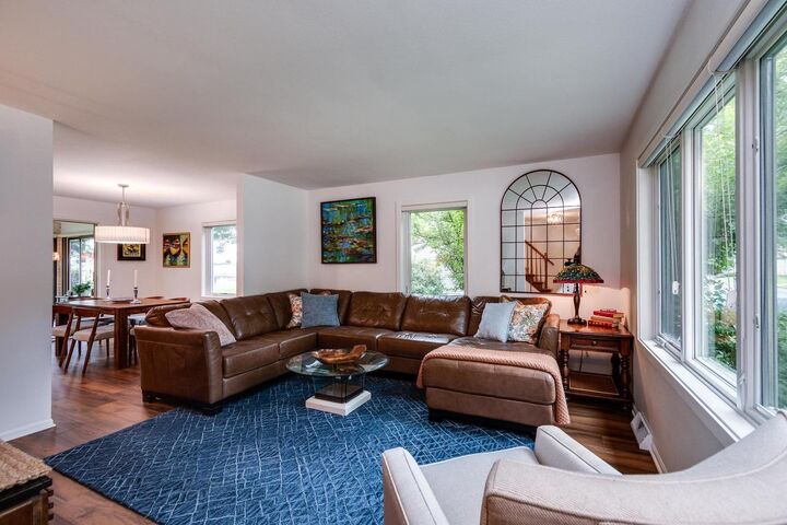 Property Photo:  811 Devonshire Road  WI 53589 