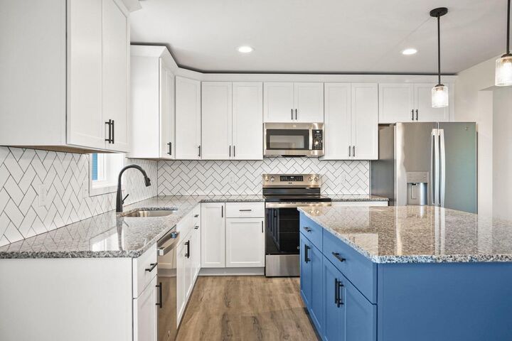 343 Wild Rose Way 40  Stoughton WI 53589 photo