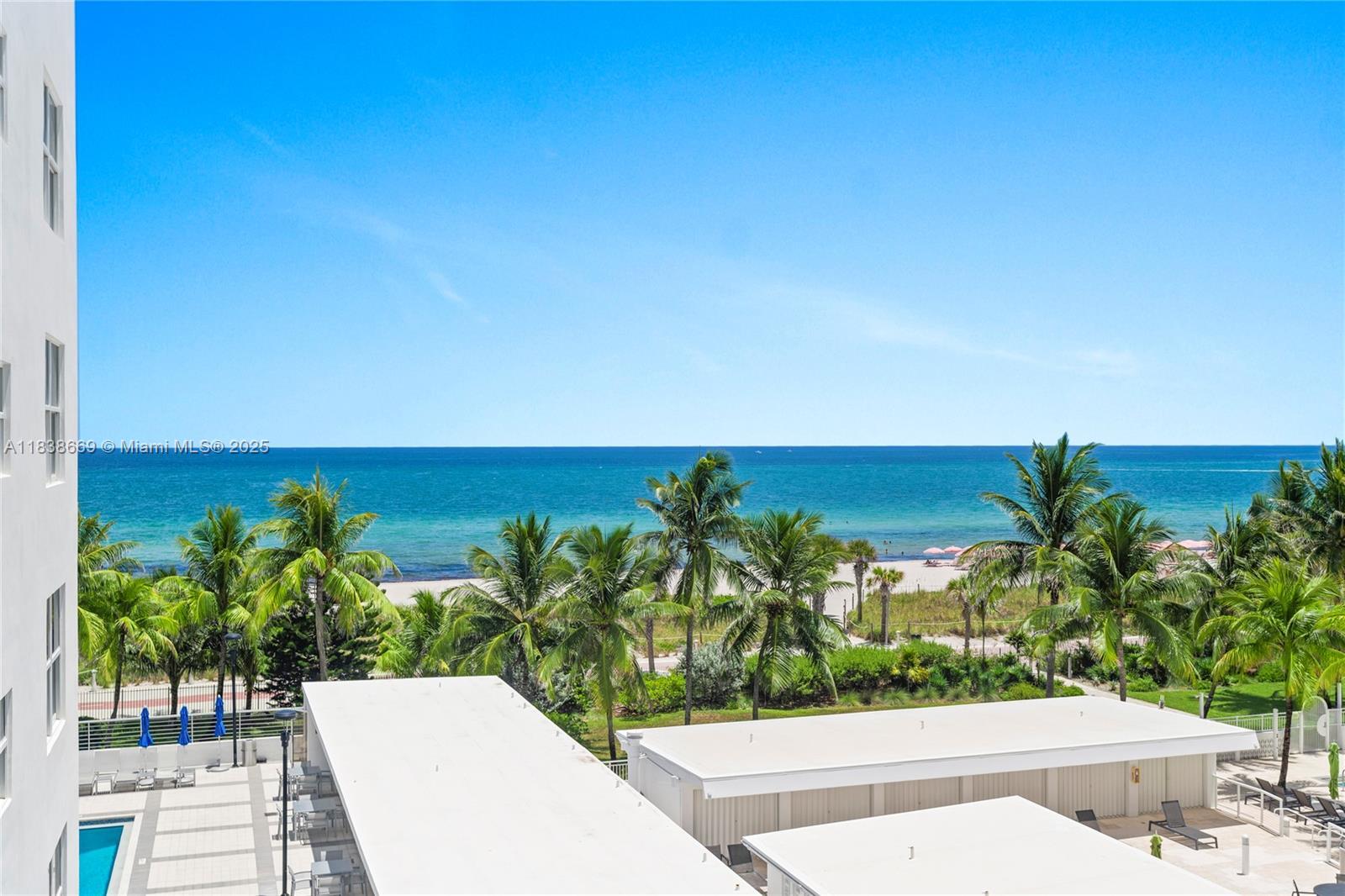 Property Photo:  5001 Collins Ave 4G  FL 33140 