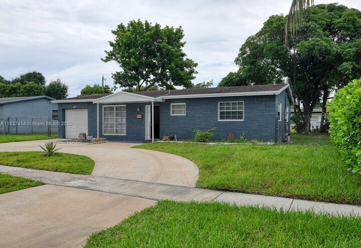 Property Photo:  4510 NW 23rd St  FL 33313 
