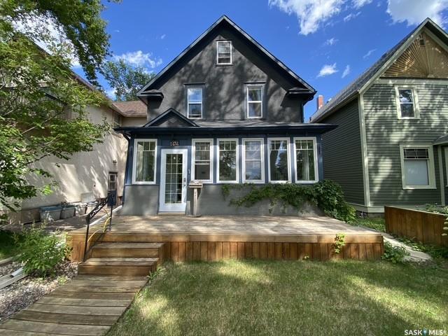 715 Dufferin Avenue  Saskatoon SK S7N 1C3 photo