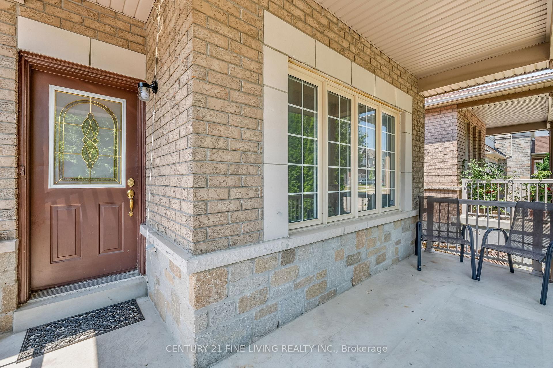 Property Photo: 6 Renoir Drive ON L4J 9A9