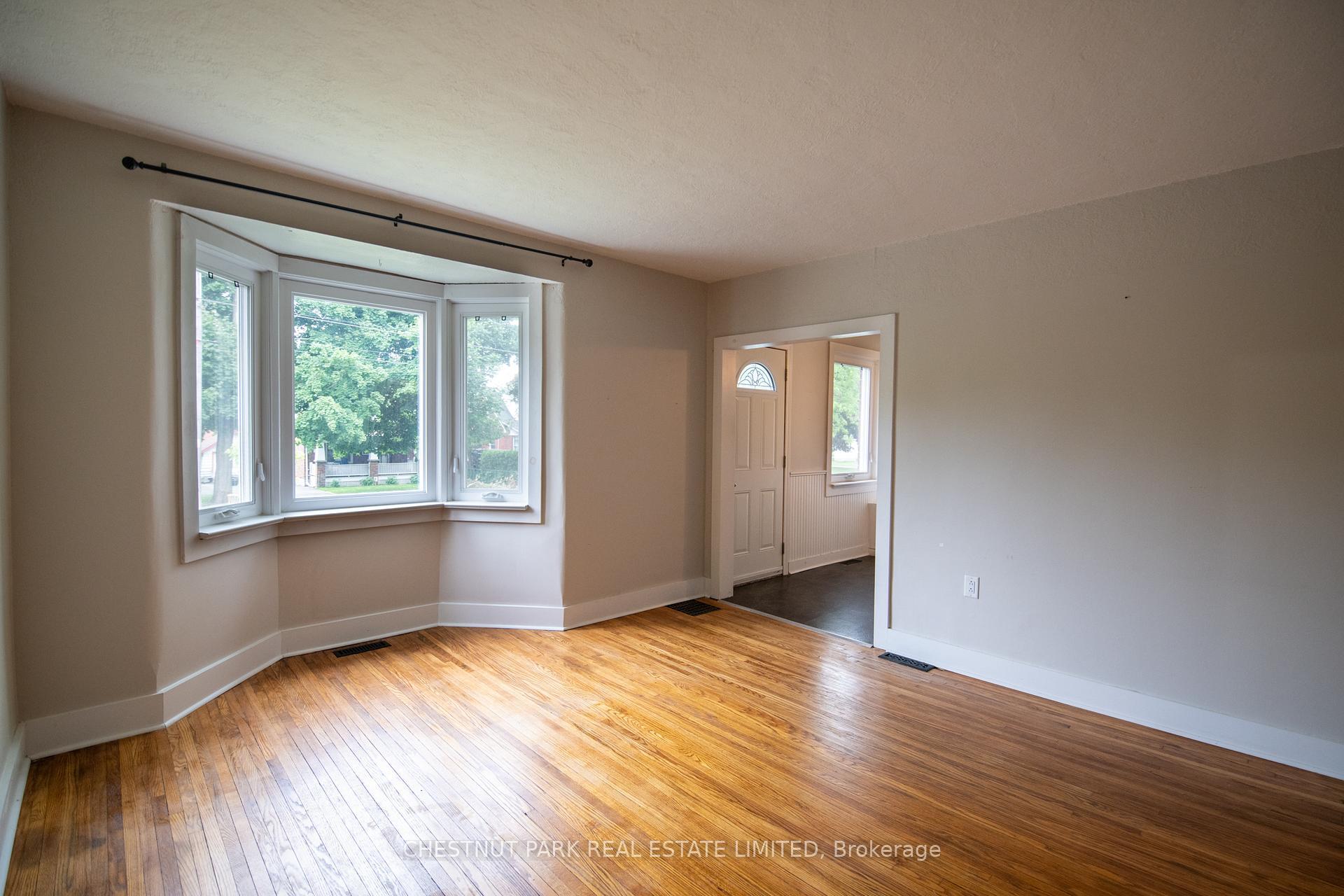 Property Photo: 174 Gibbons Street ON L1J 4Y3